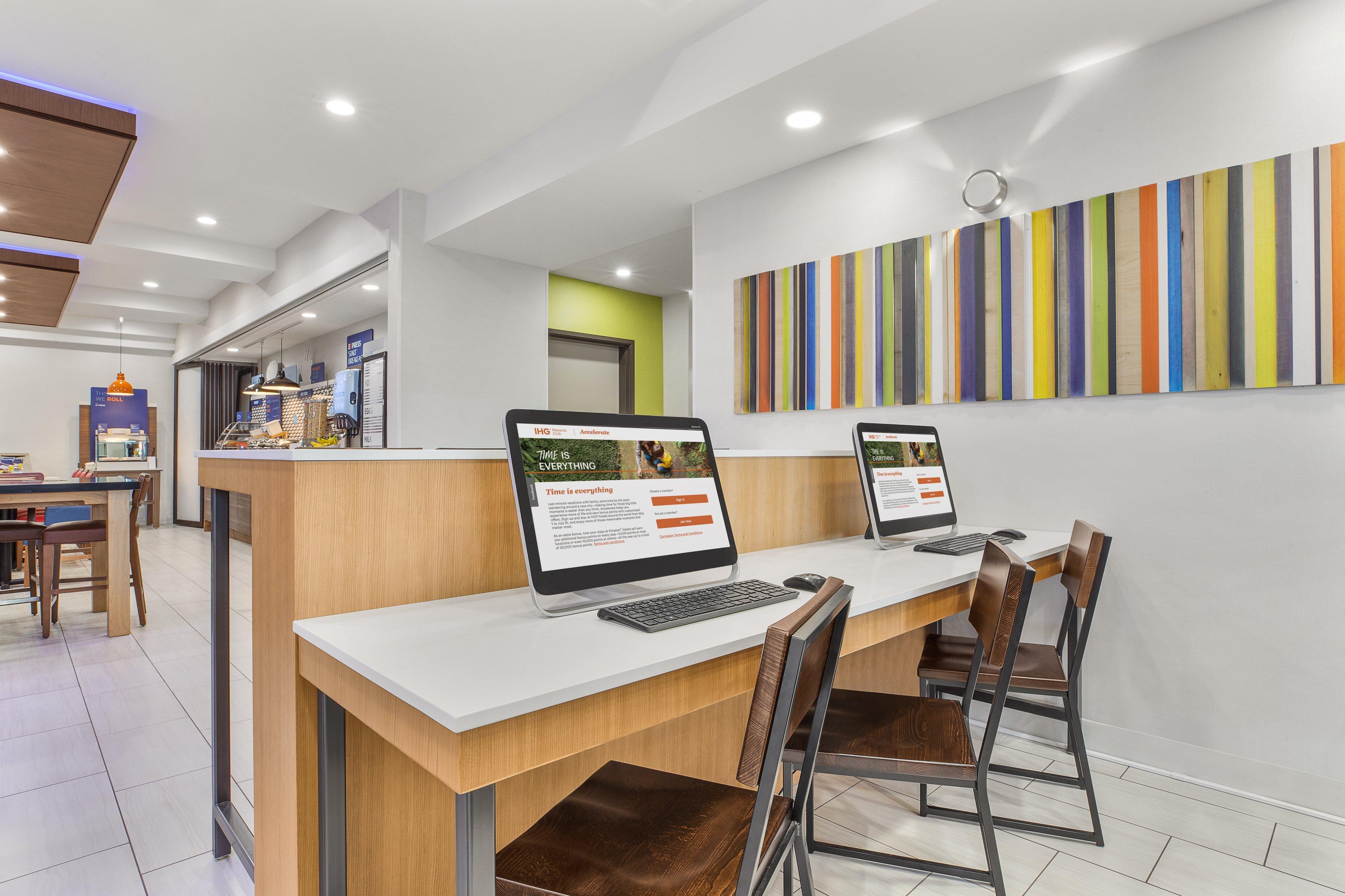 Holiday Inn Express & Suites Tacoma By Ihg Zewnętrze zdjęcie
